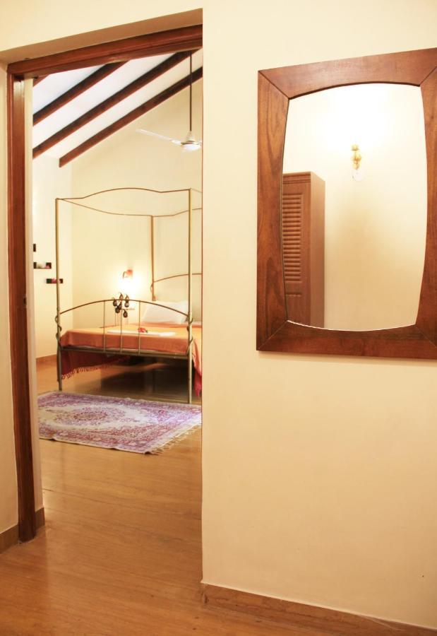 Papa Jolly Eco Resort-Near Morjim Beach Exterior foto